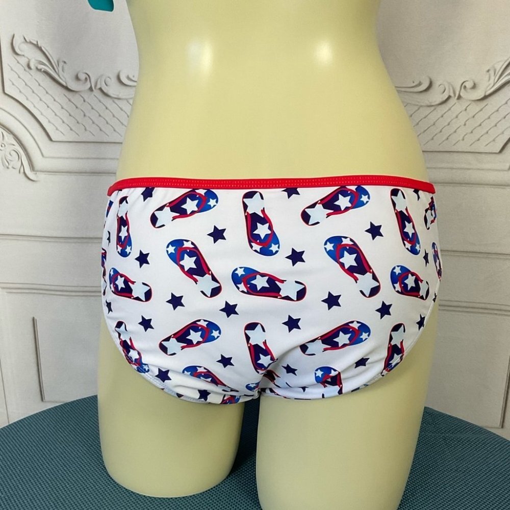 Undercurrent Juniors Patriotic Flip Flop 2 Piece Swimsuit Large Bikini New - Picture 6 of 11